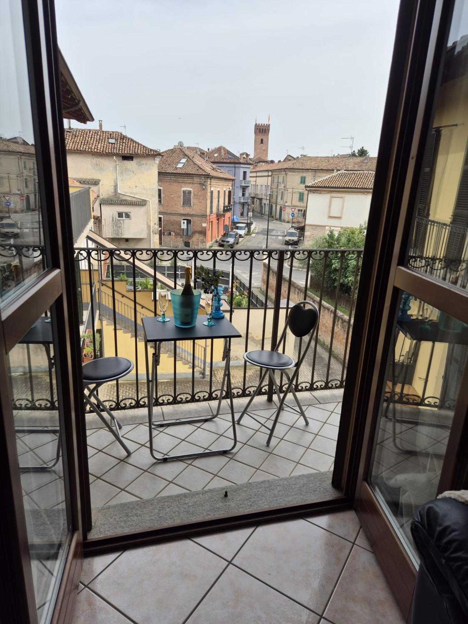 Nonnos Panorama Appartement Nizza Monferrato Buitenkant foto